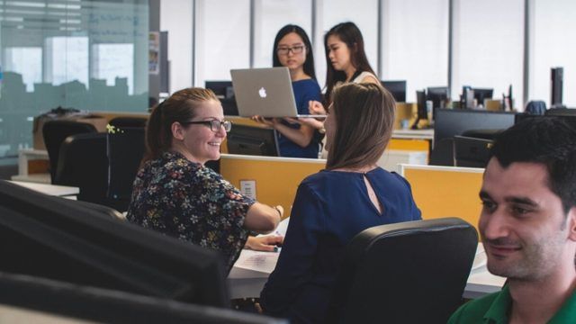 Jovens encontram oportunidades de emprego em setores antes ignorados por gerações passadas. Reprodução: IGN Brasil