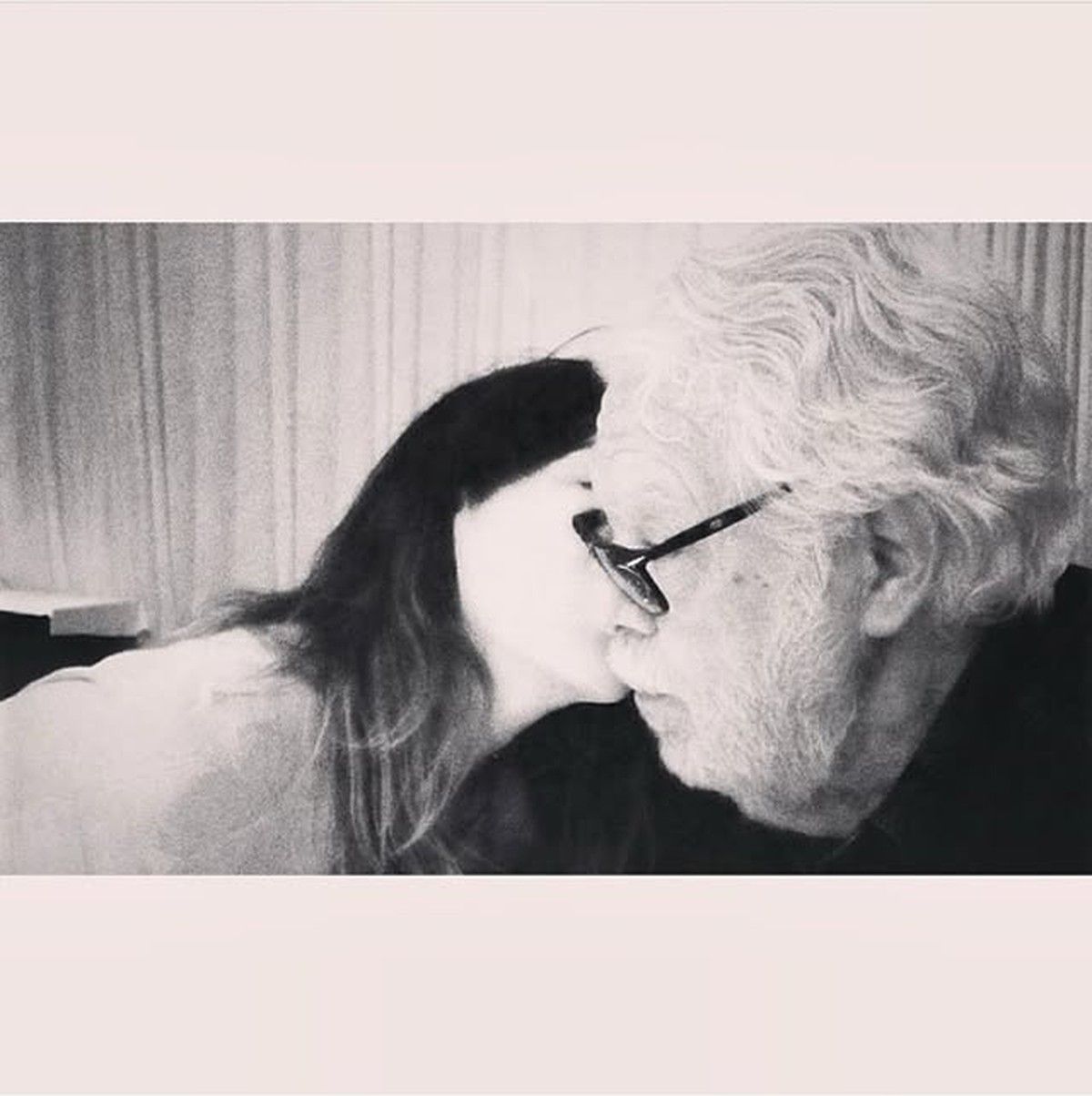 Manoel Carlos celebra 92 anos com homenagem emocionante