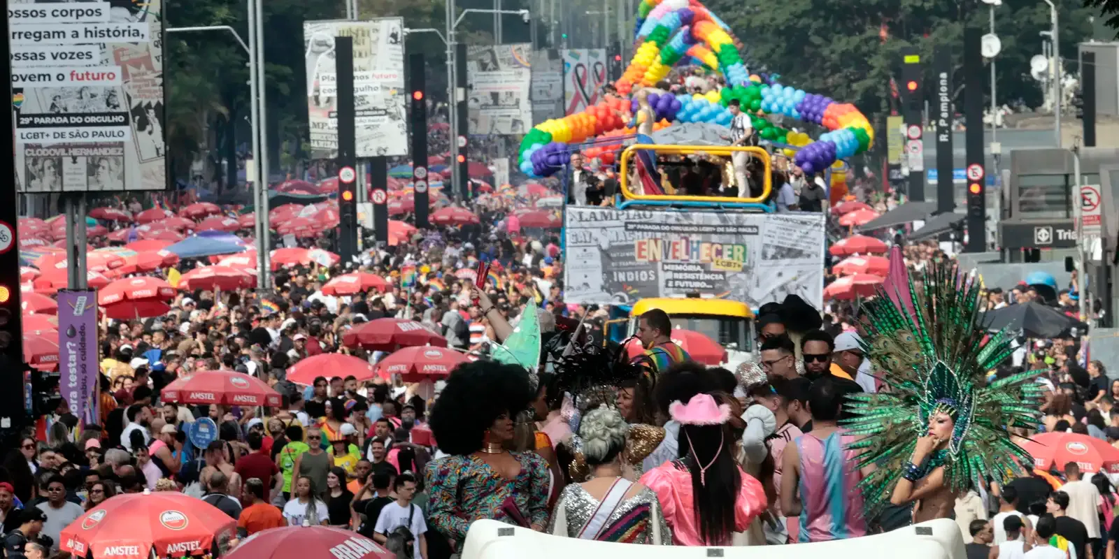PL que veta criança em evento LGBTQIA+ é inconstitucional, diz jurista