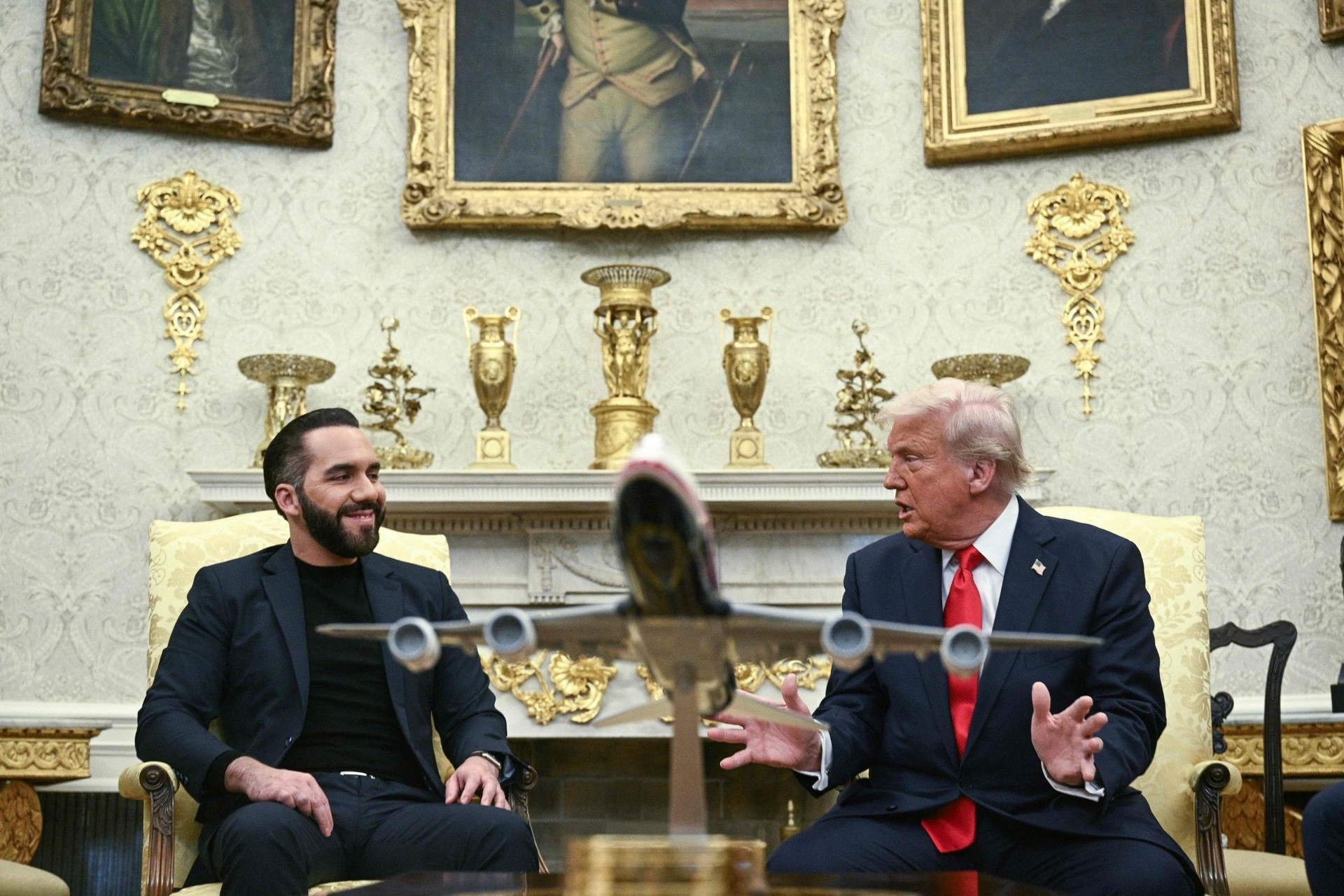 Líderes latino-americanos apostam em lobby para garantir acesso e influência na Casa Branca durante governo Trump. Reprodução: Globo