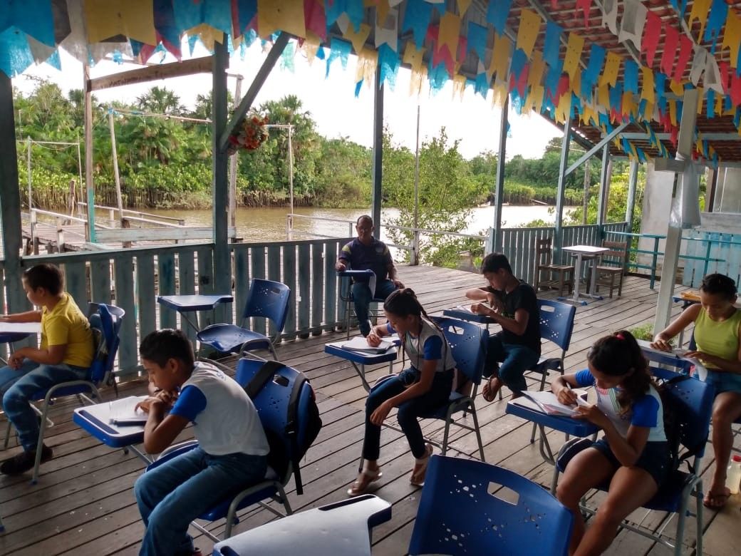 IA desplugada brasileira chega a salas de aula sem internet. Reprodução: Oglobo