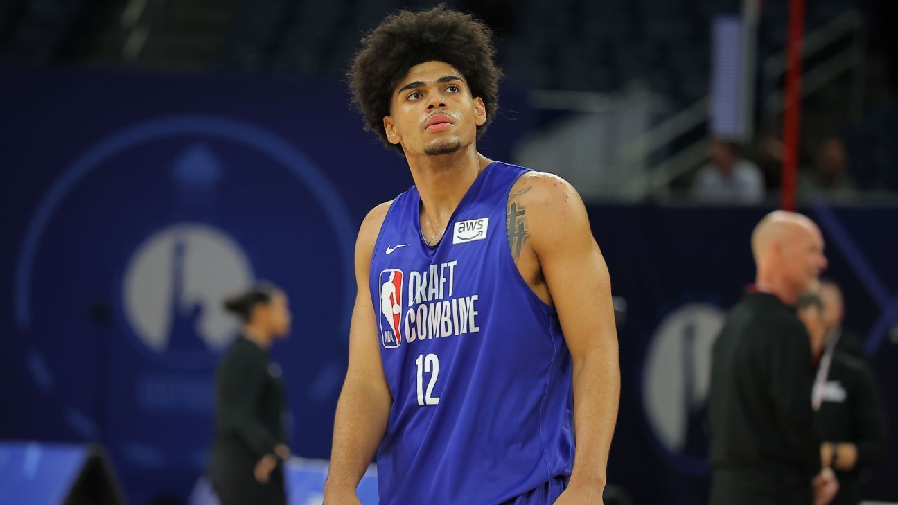 Koa Peat, do Arizona, decide permanecer no draft da NBA de 2026