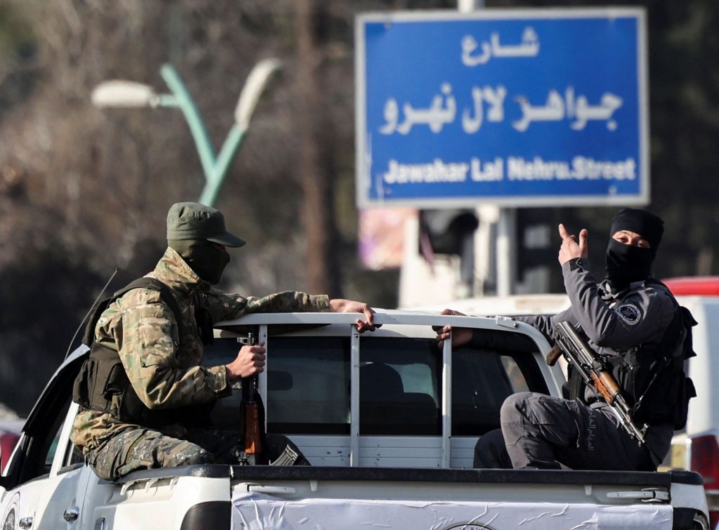 Rússia e EUA discutem escalada de violência na Síria