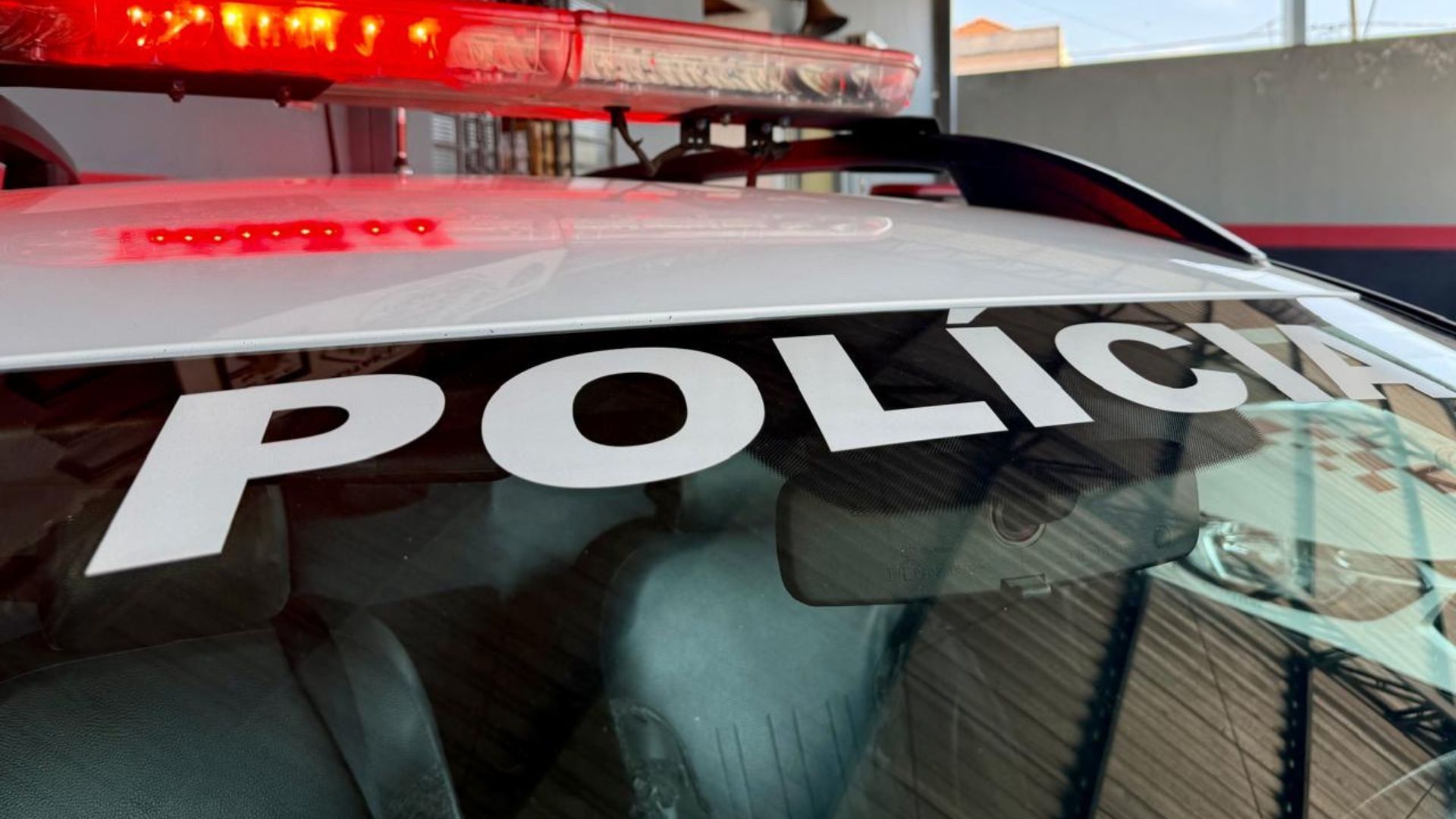 Suspeita identificada por câmeras é presa no centro de Bauru.. Reprodução: G1