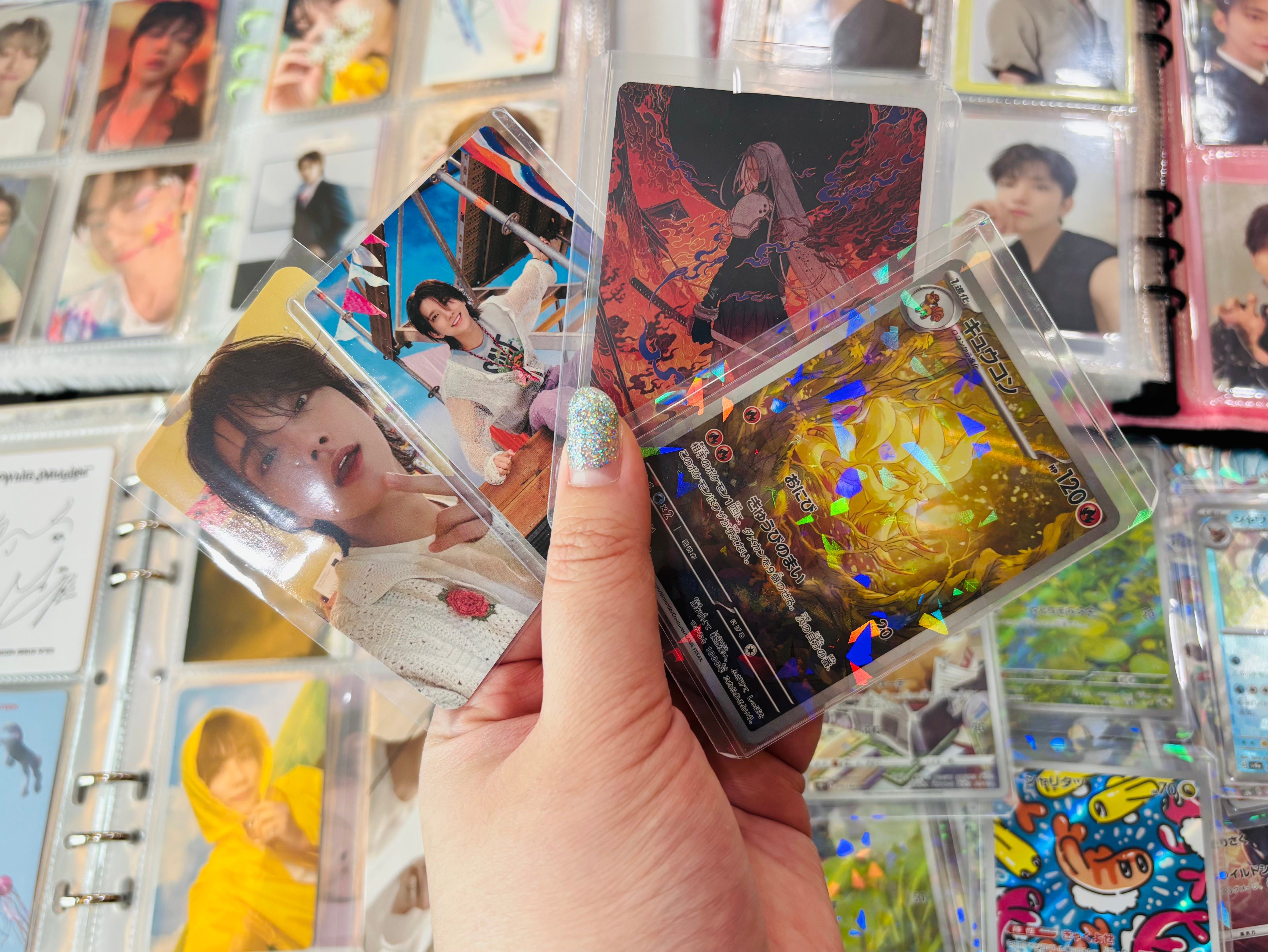 Colecionador consulta perito para saber se 500 cartas de Pokémon e K-pop valem o investimento. Reprodução: Businessinsider