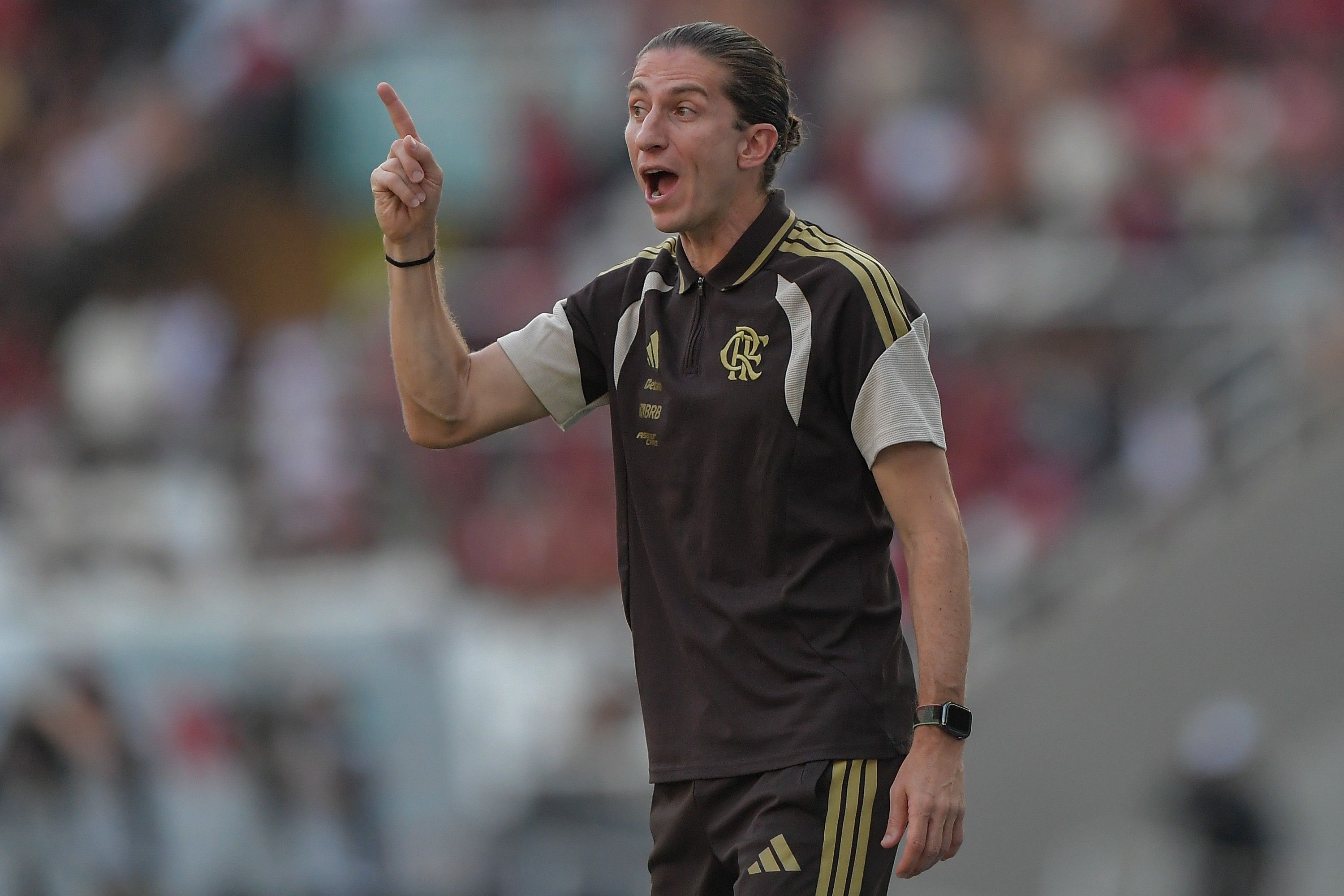 Filipe Luís concede entrevista após vitória sobre o Botafogo.. Reprodução: Ge