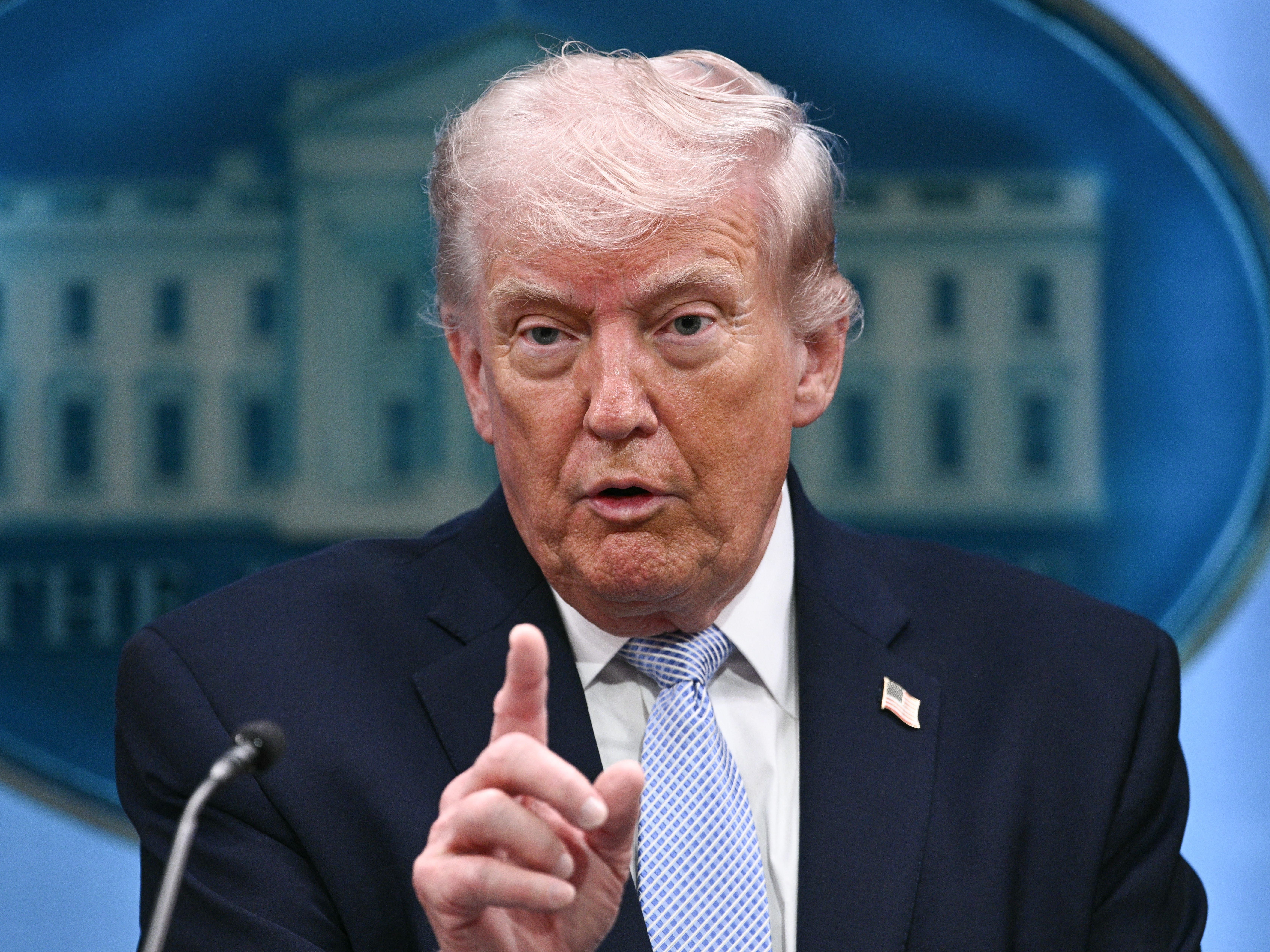 Futuros do petróleo americano sobem com tensões EUA-Irã e corrida global por suprimentos. Reprodução: Businessinsider