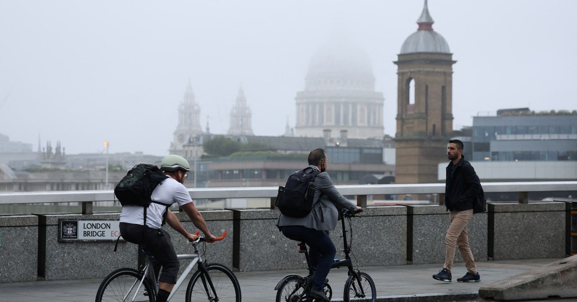 Crescimento de 50% no uso de bicicletas em Londres melhora a qualidade do ar. Reprodução: Reuters