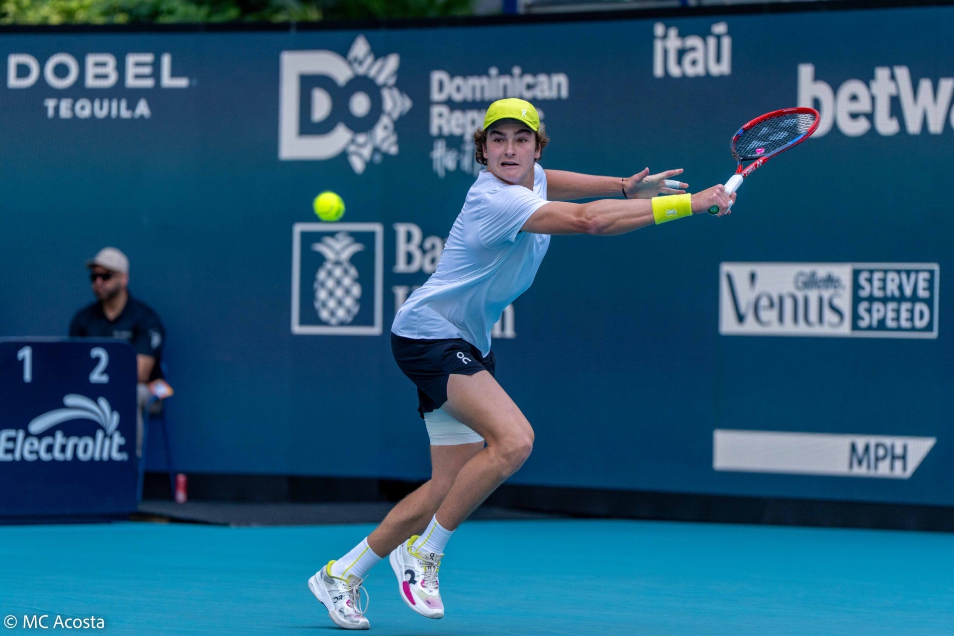 João Fonseca Brilha e é Comparado a Sinner e Alcaraz