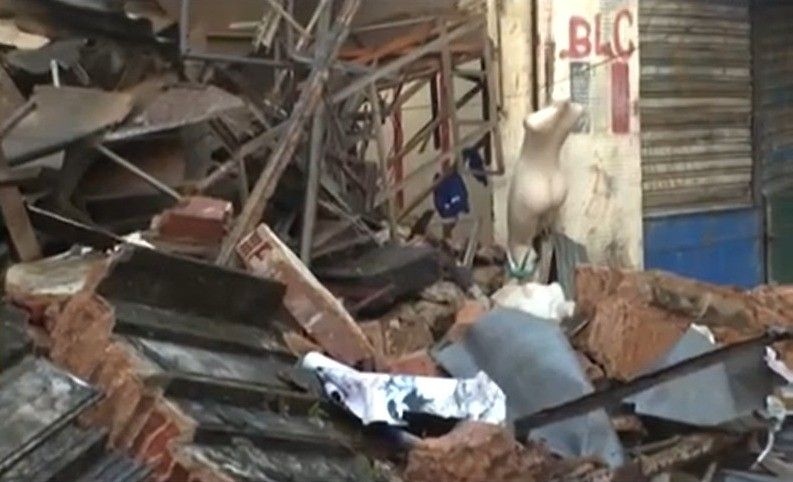 Parte de casarão desaba em Salvador; não há feridos, mas prejuízo é de R$ 50 mil. Reprodução: Globo