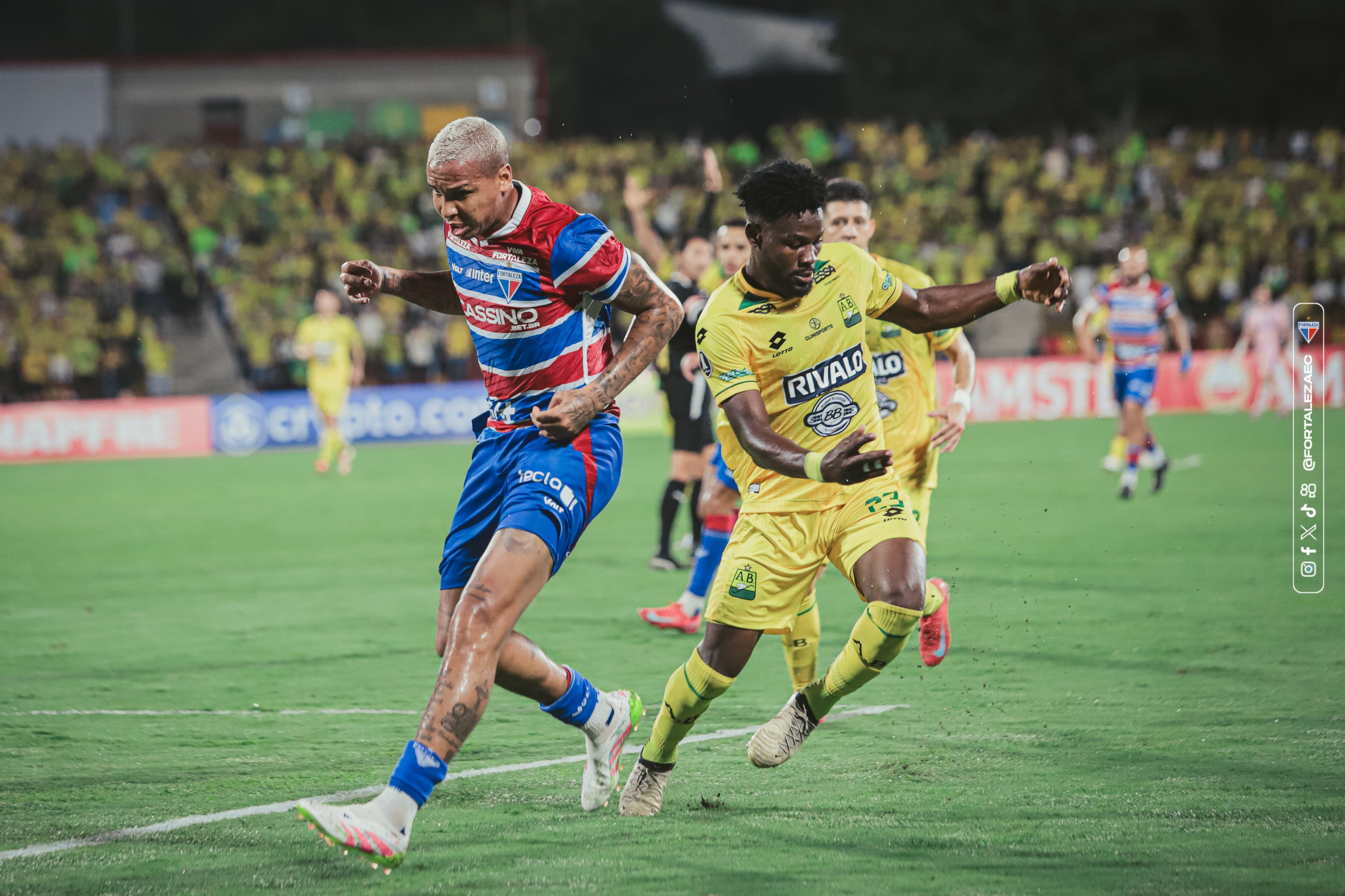 Leão do Pici em ação contra o Atlético Bucaramanga na Colômbia. Reprodução: Globo
