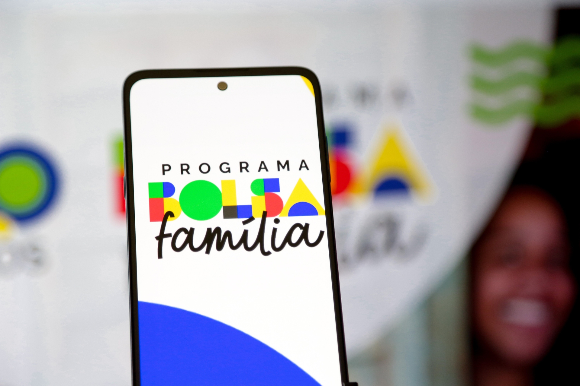 Pagamentos do Bolsa Família 2025 começam em 18 de julho para beneficiários com NIS final 1.; Reprodução: Globo