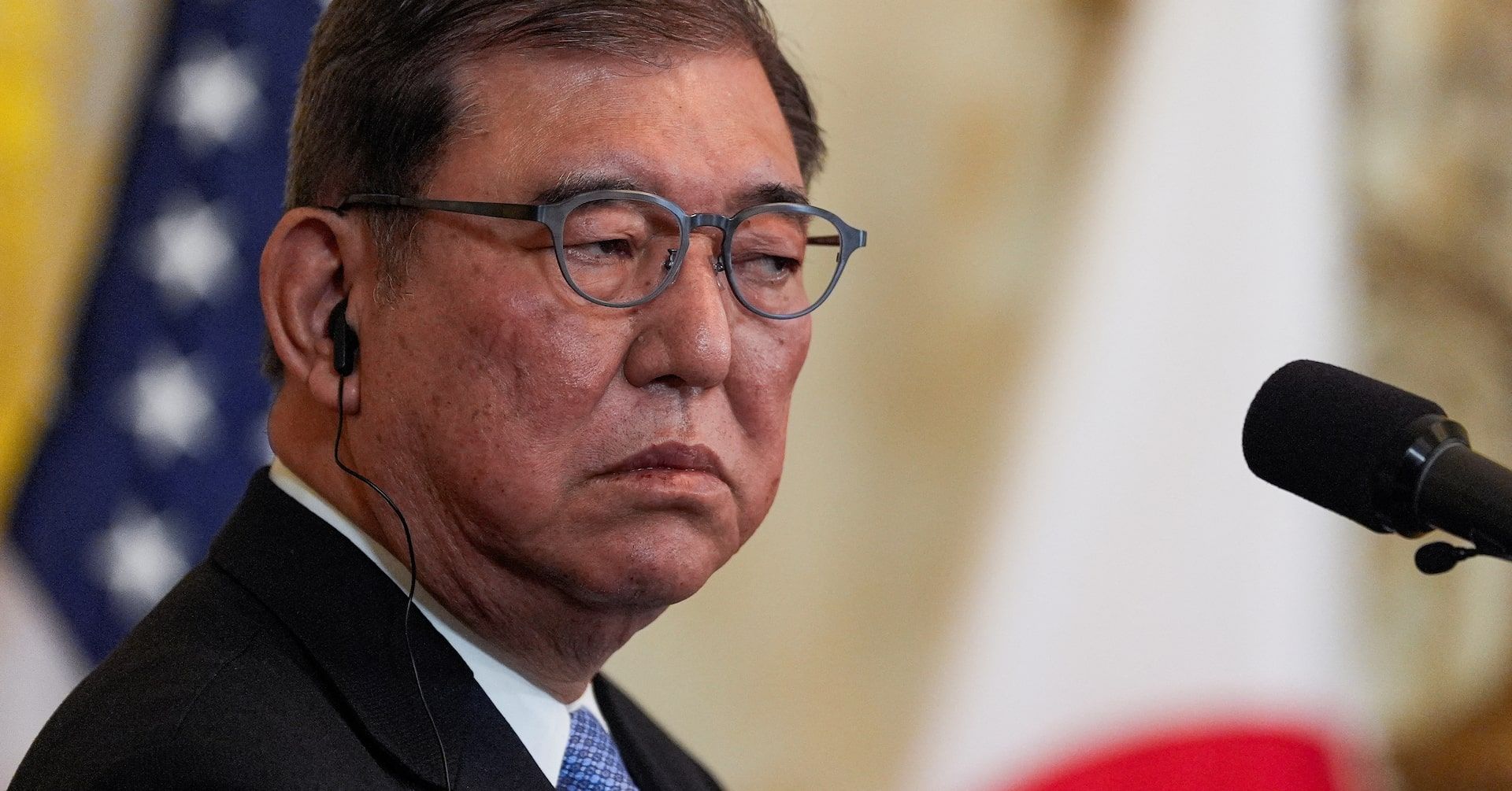 O Primeiro-Ministro japonês, Shigeru Ishiba, debate tarifas comerciais com o presidente dos EUA. Reprodução: Reuters