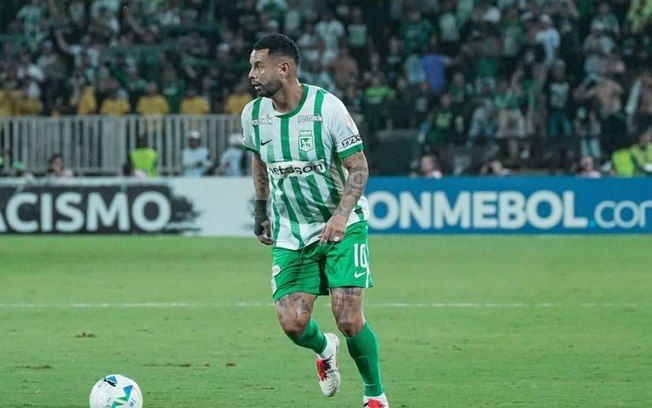 Cardona é expulso em partida decisiva no Morumbi após perder dois pênaltis. Reprodução: Esporte IG