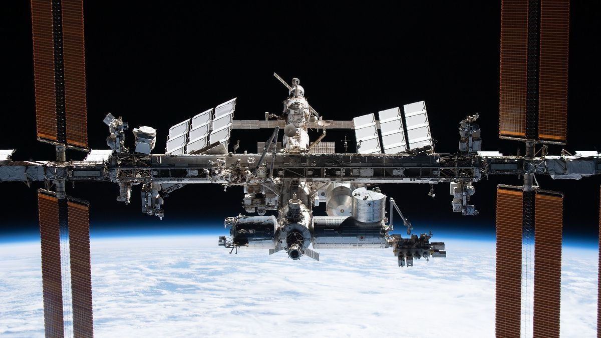 Elon Musk sugere preparação para desativação da ISS