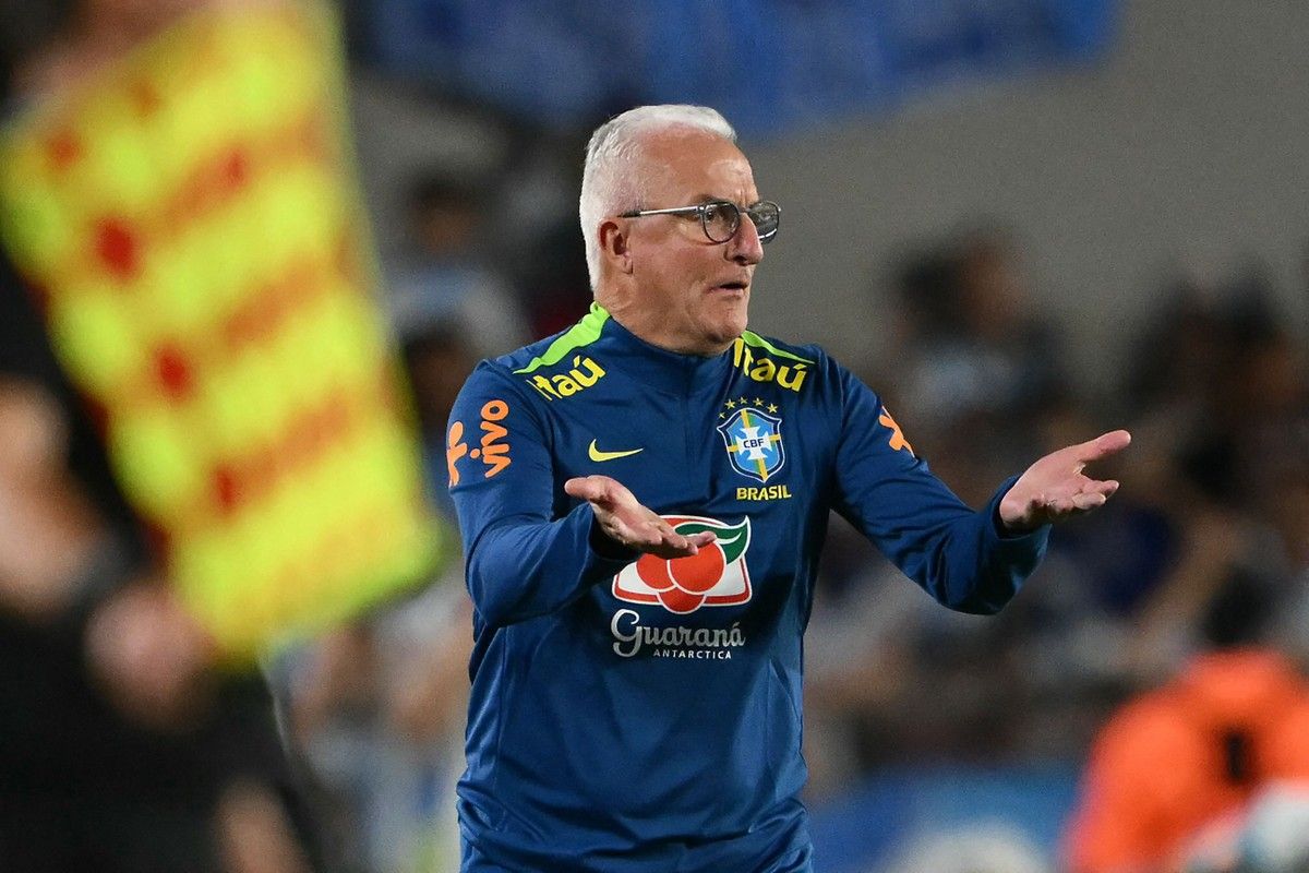 Dorival Júnior Enfrenta Pressão na Seleção Brasileira