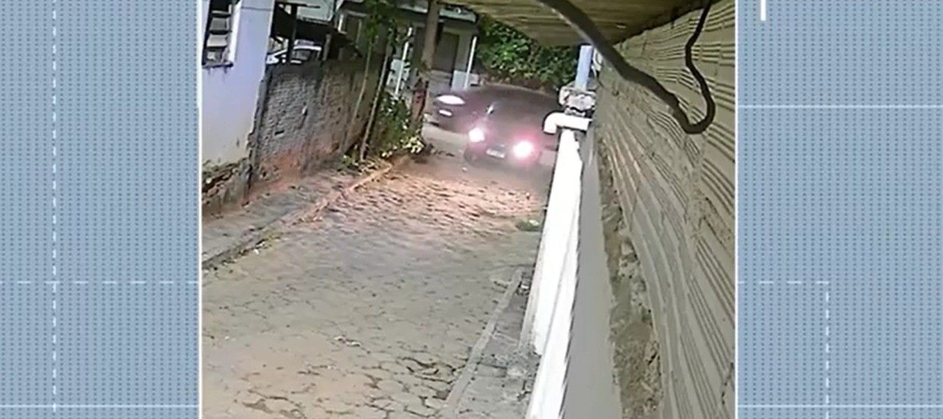 Local do atropelamento de criança de 2 anos em Governador Valadares. Legenda da imagem. Reprodução: G1 Vales de Minas Gerais