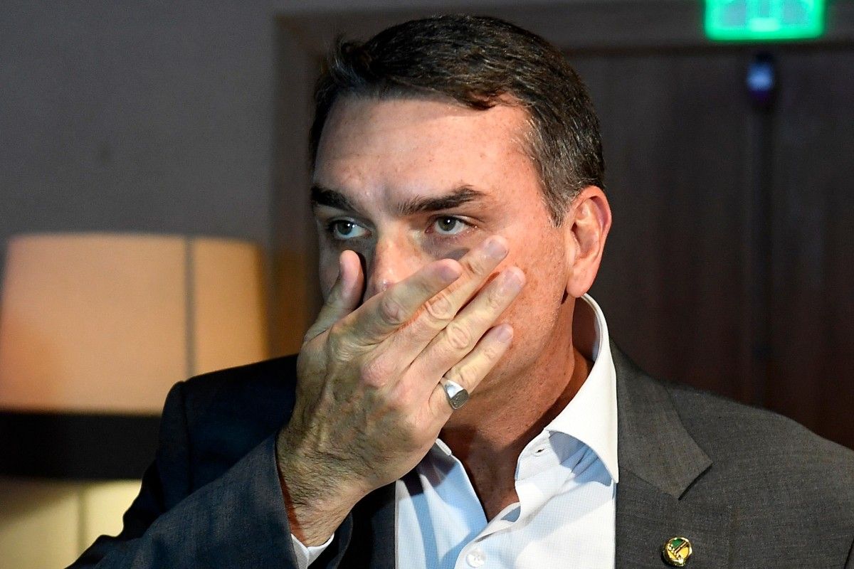 Atlas: 51,7% veem evidências de envolvimento de Flávio Bolsonaro com caso Master após áudio