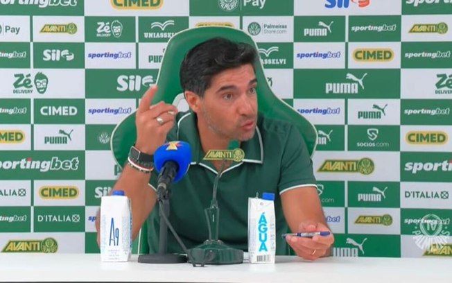 Abel Ferreira ironiza o VAR após o empate do Palmeiras na Libertadores. Reprodução: Esporte