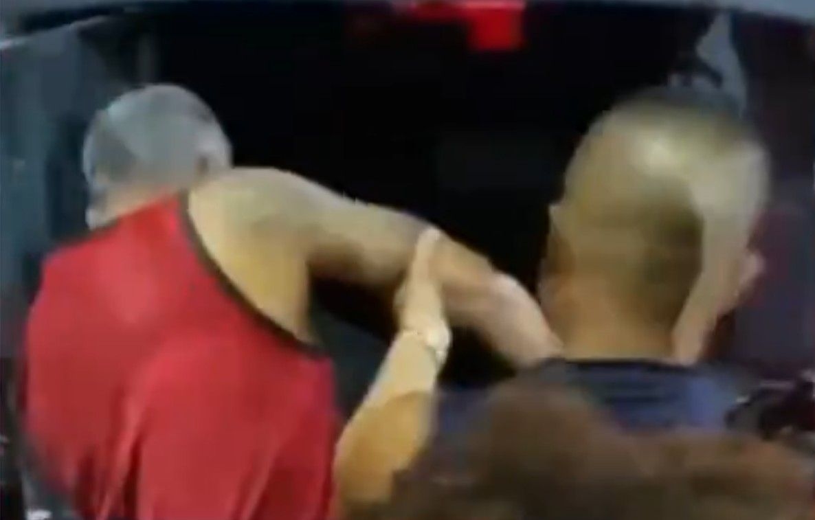 Homem é preso após esfaquear outro em bar de Campo Grande durante discussão sobre futebol. Reprodução: Globo