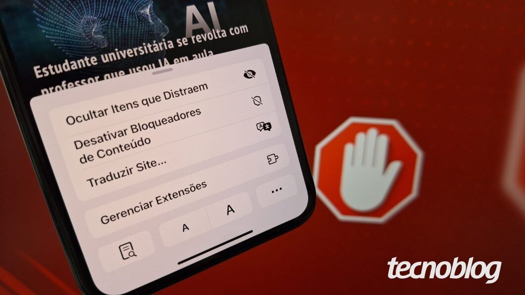 Celular exibe tela de desativação do bloqueador de anúncios Adblock. Reprodução: Tecnoblog