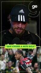 Hulk e Wallace Yan trocam provocações durante partida entre Atlético-MG e Flamengo na Copa do Brasil; Legenda da imagem. Reprodução: Globo