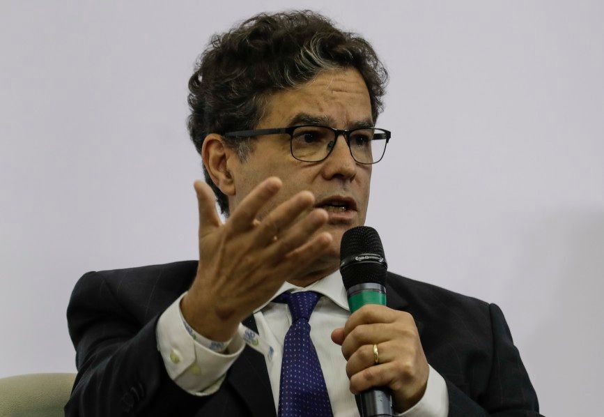 Professor Naercio Menezes Filho discute a relação entre educação e mobilidade social no Brasil. Reprodução: Globo