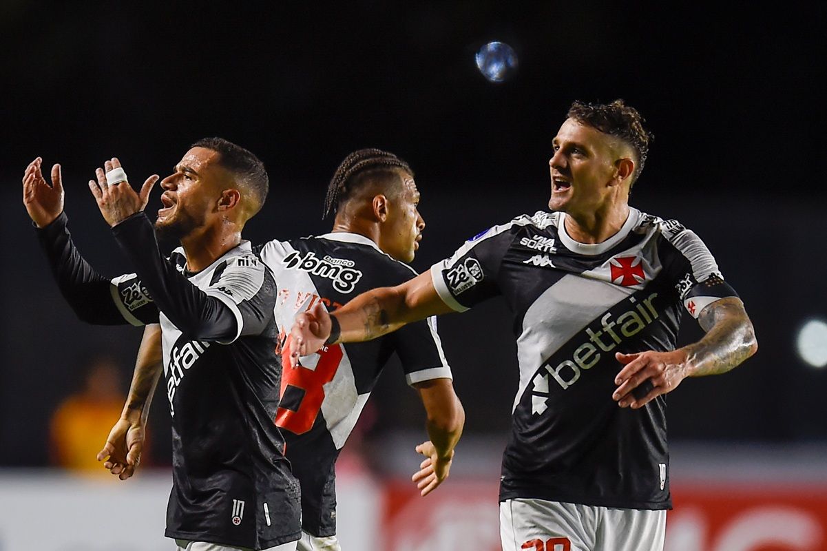 Vasco enfrenta o Operário em jogo de ida da terceira fase da Copa do Brasil. Reprodução: Metro