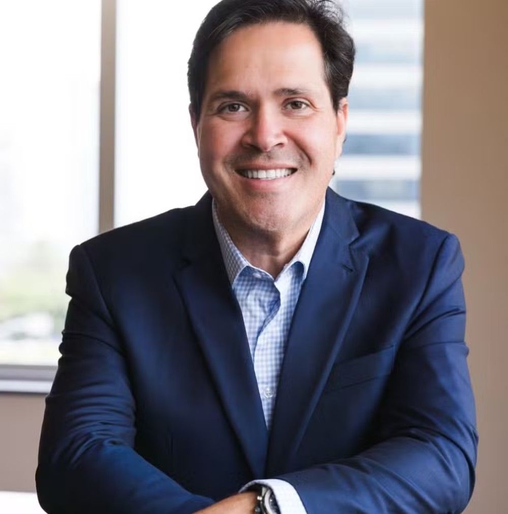 Daniel Monteiro aparece em reportagem sobre pagamentos de R$ 109 milhões a escritórios de advocacia.. Reprodução: Oglobo