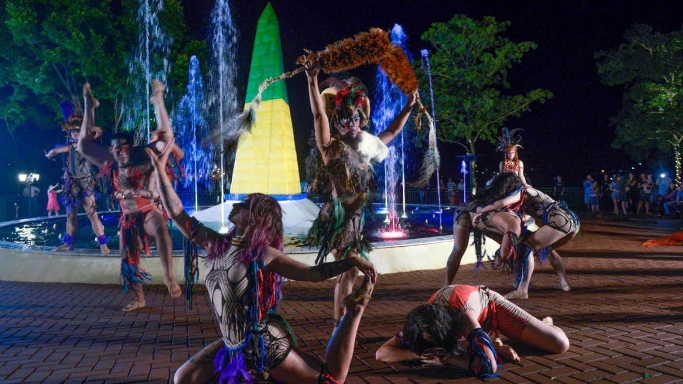 A lenda de Naipi e Tarobá ganha vida em Foz do Iguaçu, unindo cultura e natureza. Reprodução: Globo