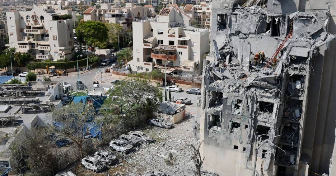 Irã e Israel acusam-se mutuamente de violar o cessar-fogo e intensificam ataques. Reprodução: Veja