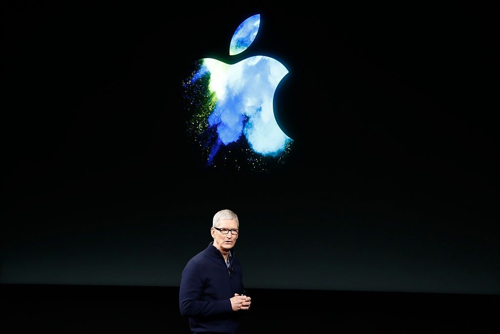 Apple CEO Tim Cook discute questões sobre tarifas, mas não revela detalhes sobre preços. Reprodução: TechCrunch