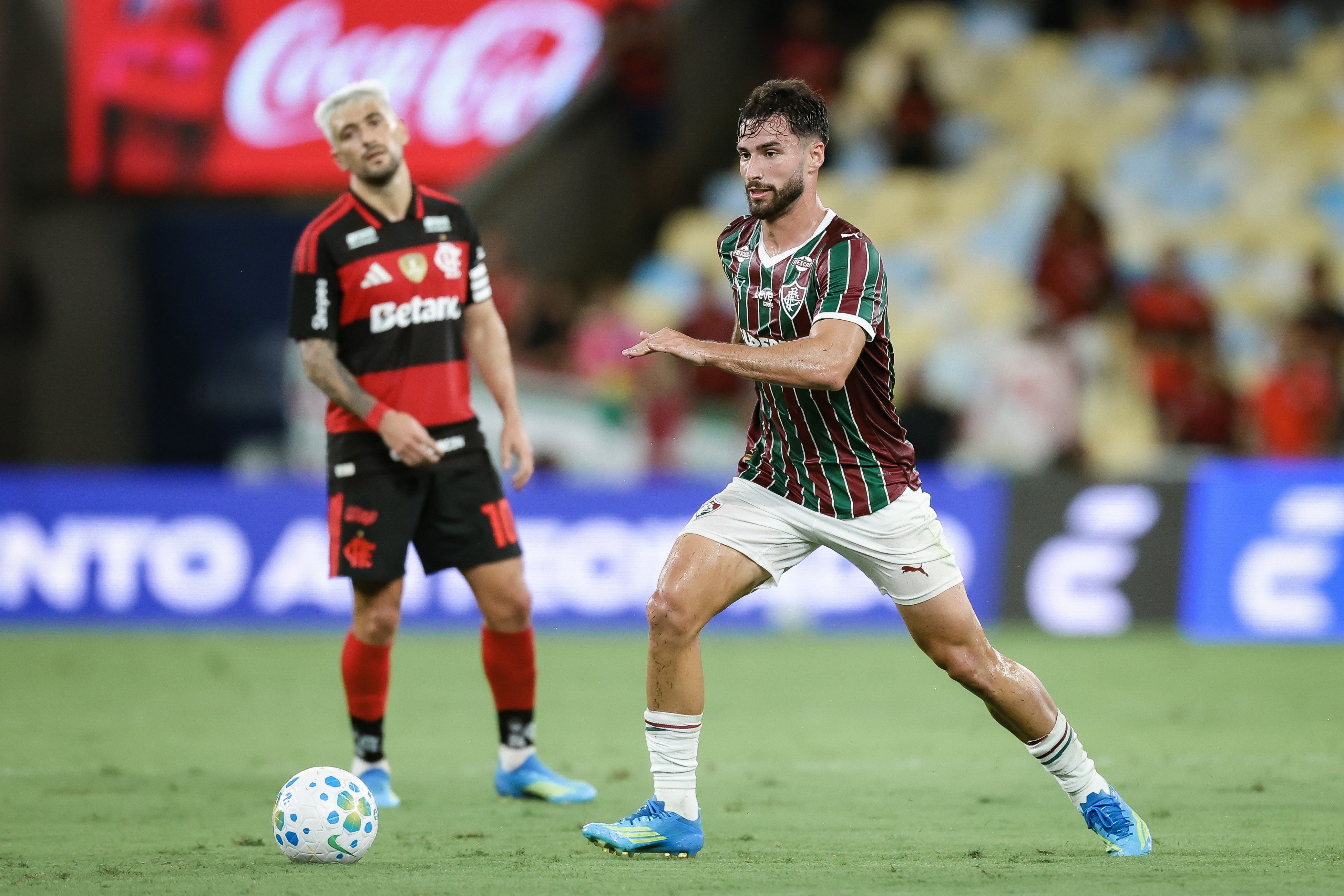Martinelli durante treino no CT Carlos Castilho, onde iniciou tratamento para a lesão.