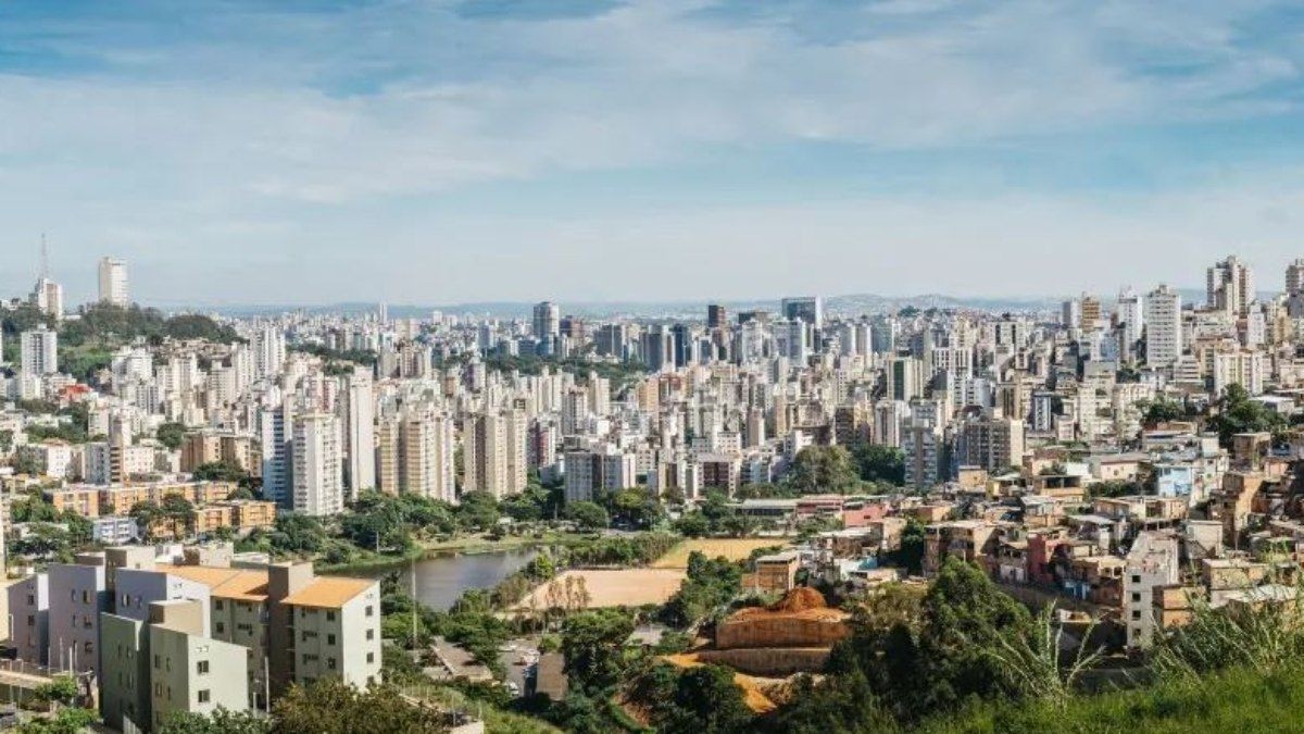 Cenas de destruição causadas por tempestades nos estados do Nordeste. Reprodução: iG.