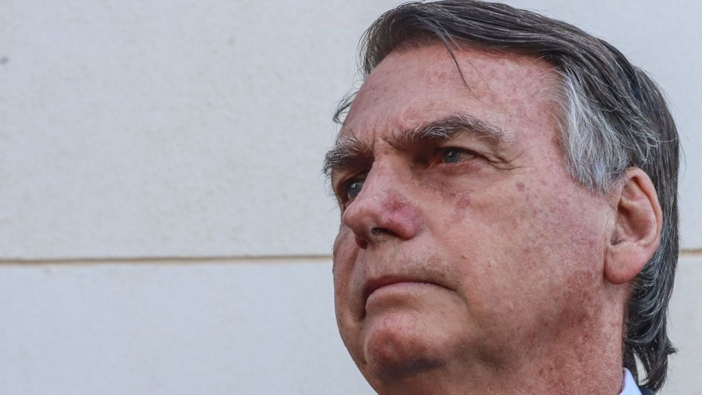 Bolsonaro divulga áudio de Cid para desqualificar delação