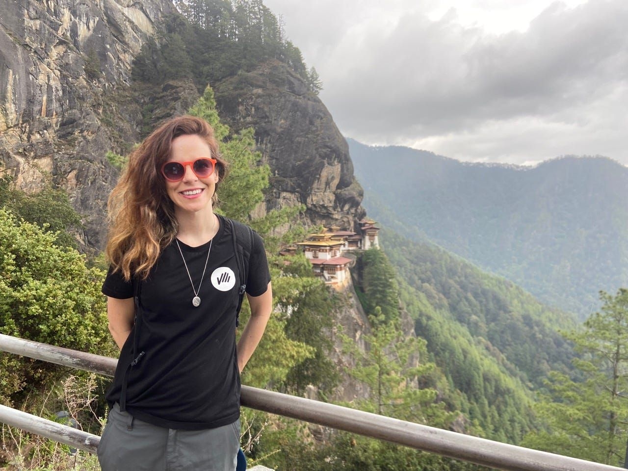 Melissa Noble compartilha sua experiência em uma excursão organizada por Bhutan com um guia local. Reprodução: Business Insider
