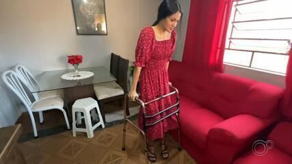 Thamires recebe a feliz notícia da doação para sua cirurgia após acidente em Araçatuba. Reprodução: Globo