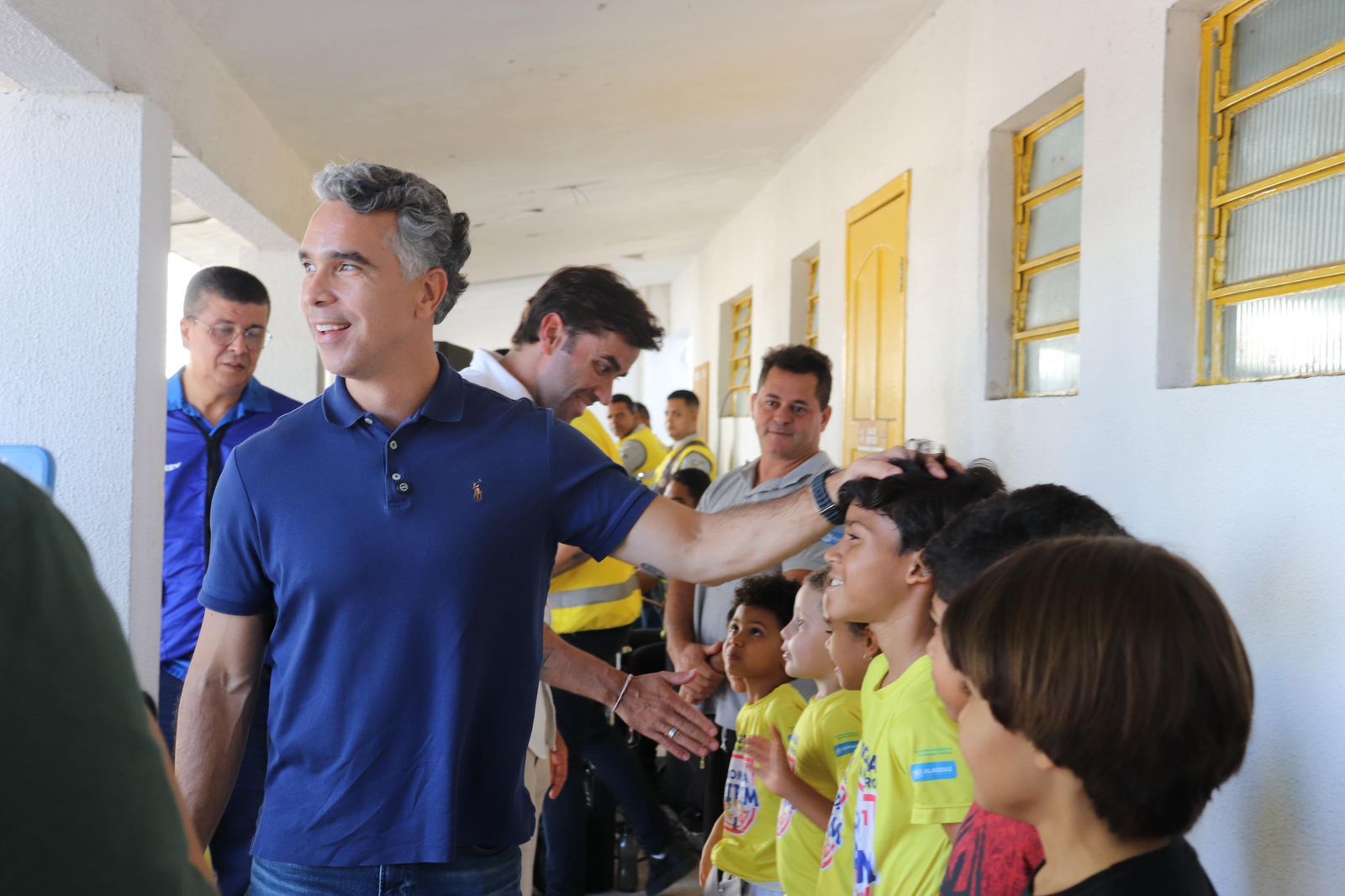Deputado Rafael Brito acompanha a formatura de novos agentes do programa Ronda no Bairro, em Maceió.; Reprodução: Assessoria