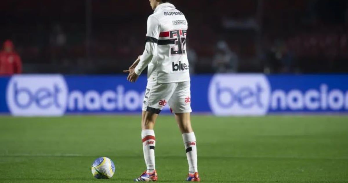 Ferraresi comenta sobre o empate do São Paulo em coletiva. Reprodução: R7