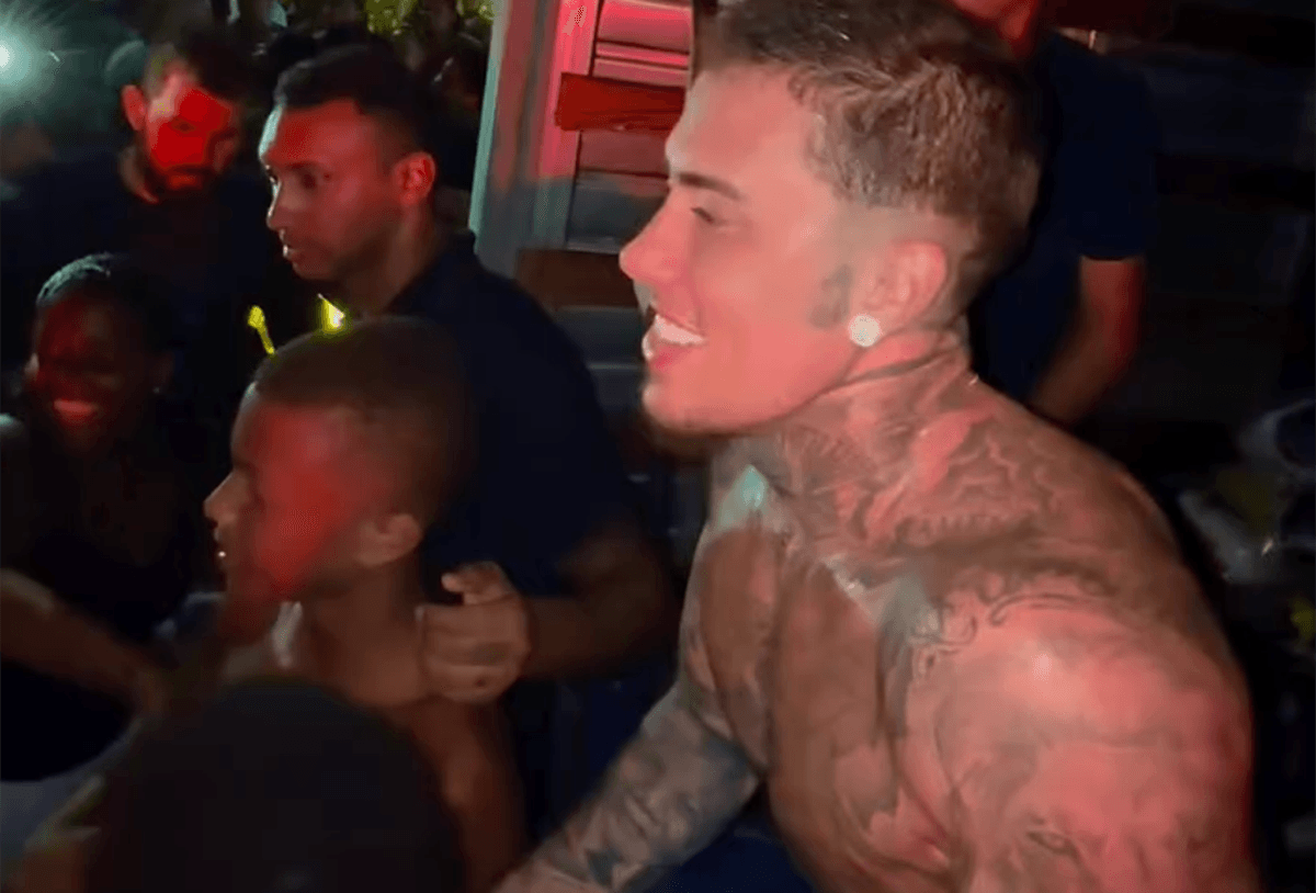 MC Daniel distribui cestas básicas após nascimento do filho