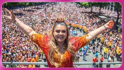 Placas homenageiam o Circuito Preta Gil, celebrando a alegria do carnaval carioca. Reprodução: Globo