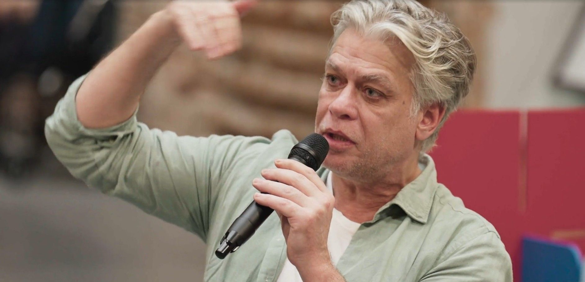 Fábio Assunção relata episódio de assédio sexual na infância durante conversa com jovens autistas. Reprodução: Globo