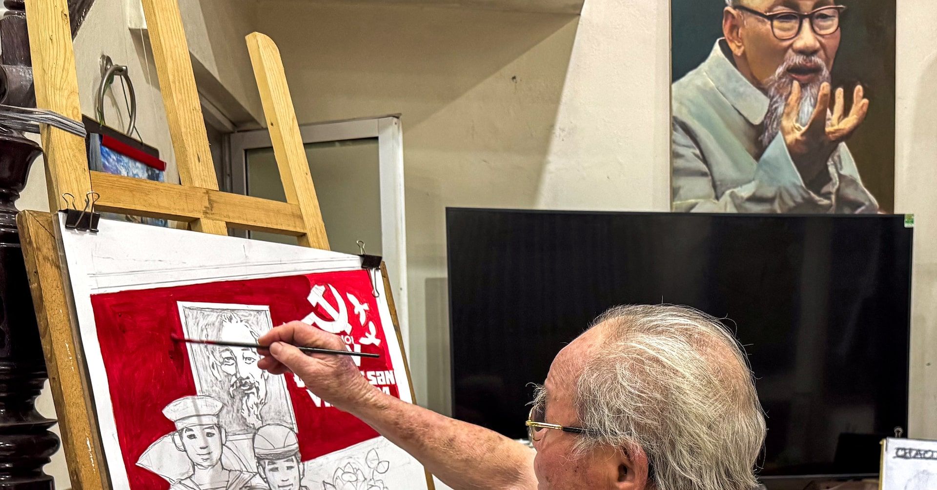 Cinquenta anos após a guerra, Vietnã se transforma com comércio e cultura jovem. Legenda da imagem. Reprodução: Reuters