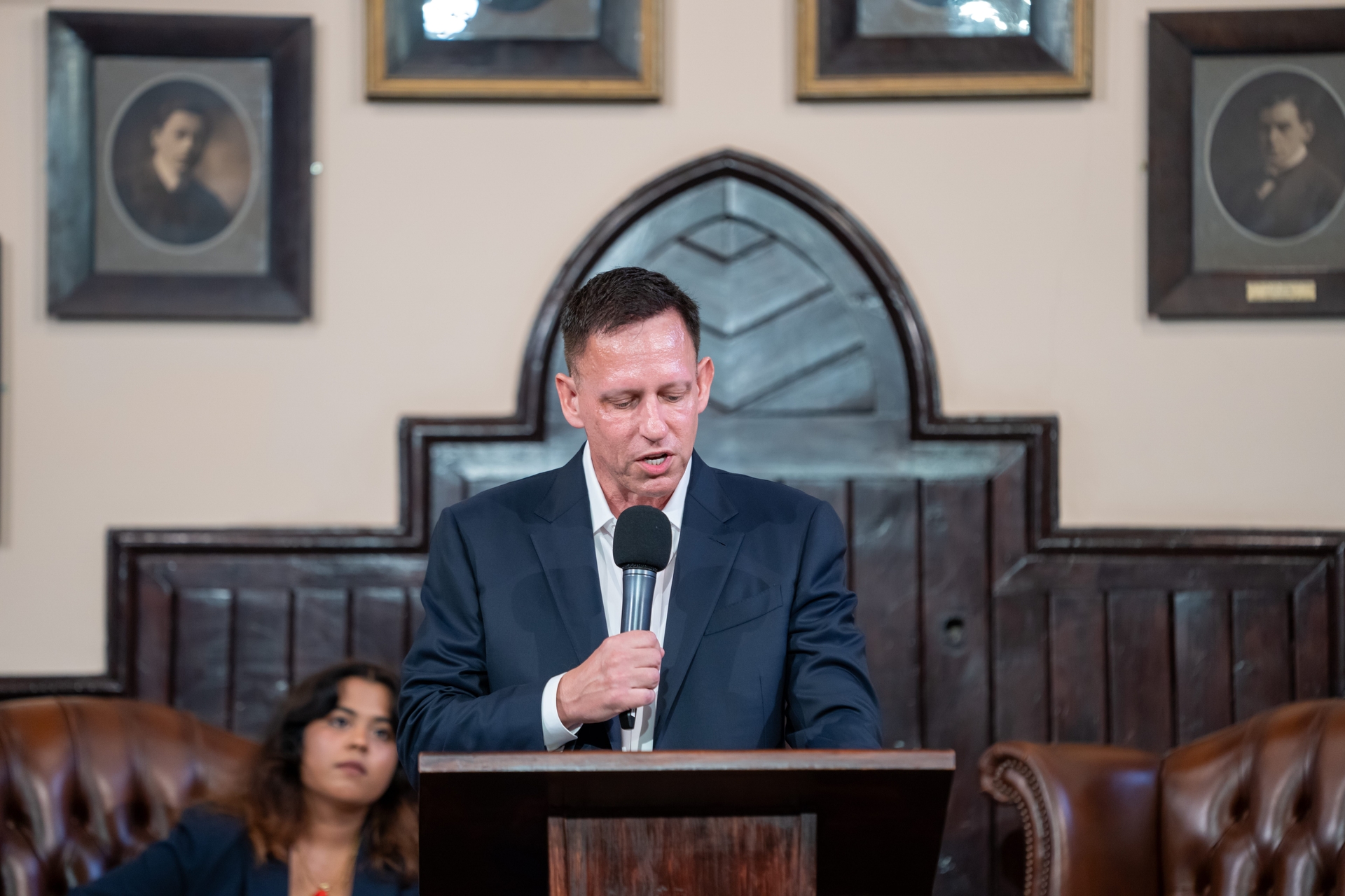 Peter Thiel em imagem, Thiel Macro vendeu toda a Nvidia no 3º trimestre. Reprodução: Retorno do item 11