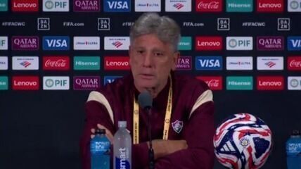 Torcedores do Fluminense celebram em barco lotado em Nova Iorque antes da partida contra o Borussia Dortmund. Reprodução: Globo