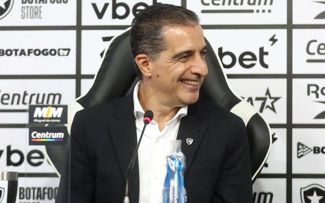 Renato Paiva critica tática do Chelsea em story no Instagram. Reprodução: LIBERTA DEPRE