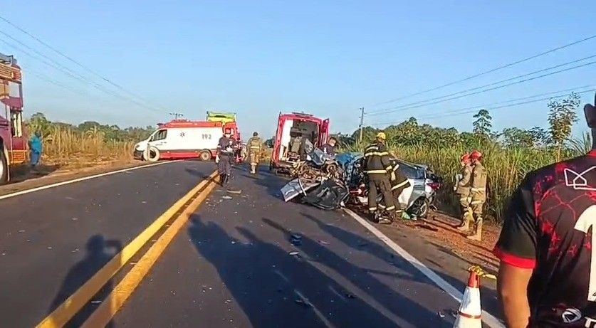 Acidente trágico na Transamazônica deixa cinco mortos e três crianças feridas. Reprodução: Globo