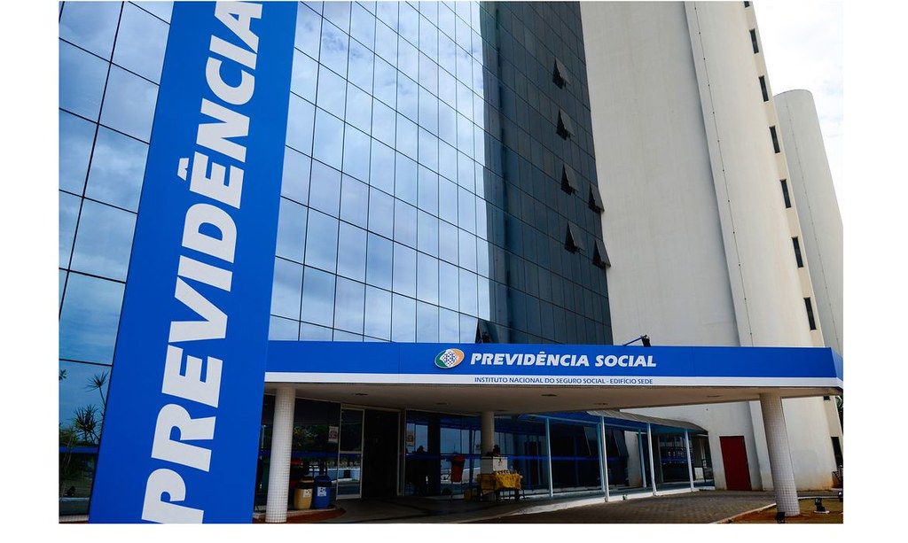 INSS libera pagamentos de até R$ 4.237 na próxima semana; confira quem recebe