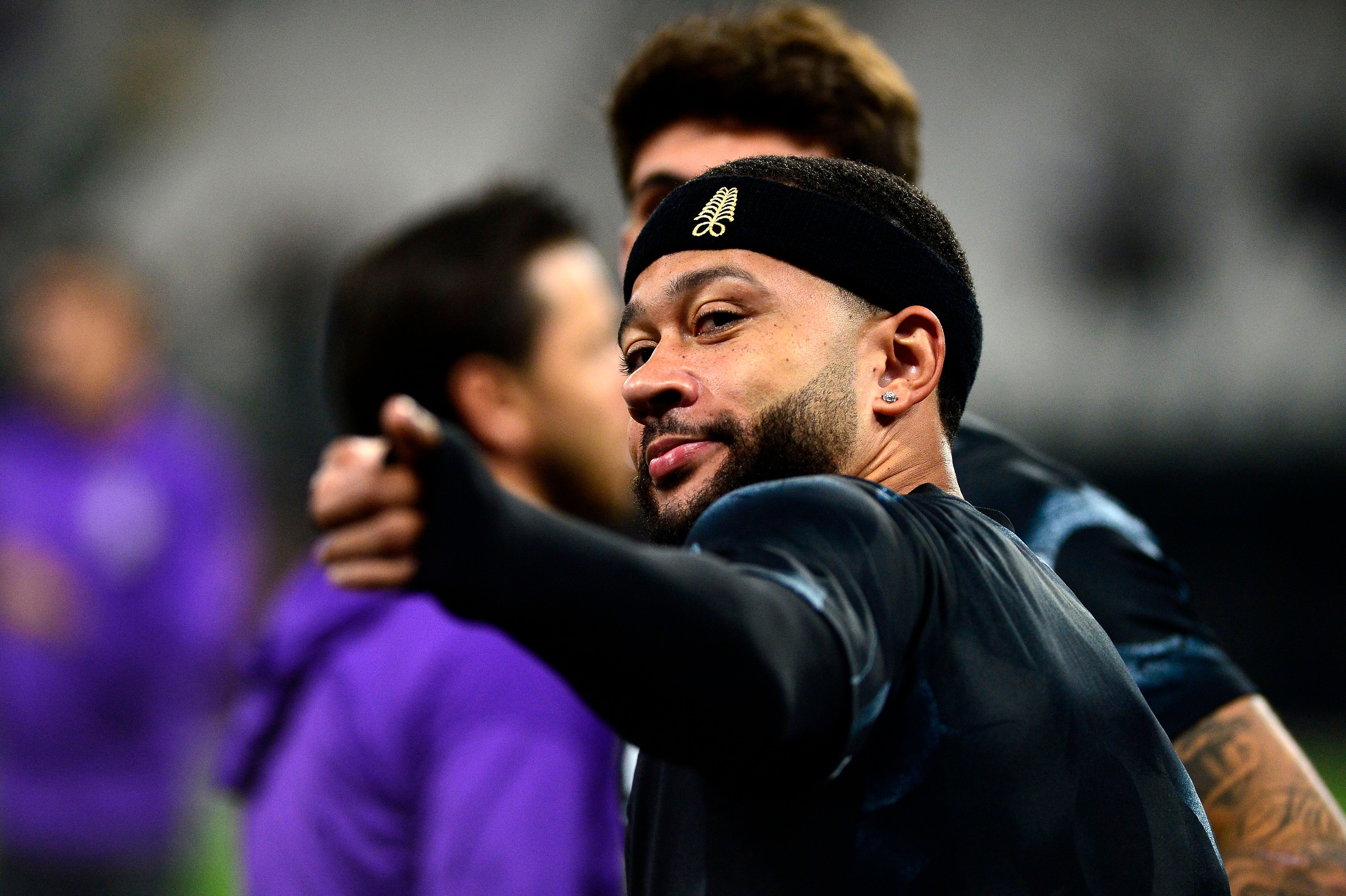 Jogador expressa descontentamento com a estratégia de Ramón Díaz e solicita reforços experientes para o time. Reprodução: Globo