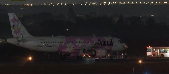 Polícia Federal atua em operação após ameaça de bomba em avião que pousou em Brasília.. Reprodução: Oglobo